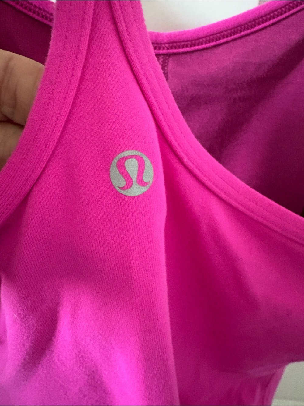 Lululemon Power Y Tank in Jewelled Magenta Size 8 Built in Shelf Bra - Picture 6 of 7